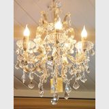 6 Branch Chandelier | Material: Crystal