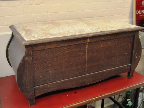 Glory Box | Period: c1940s | Material: Silky Oak
