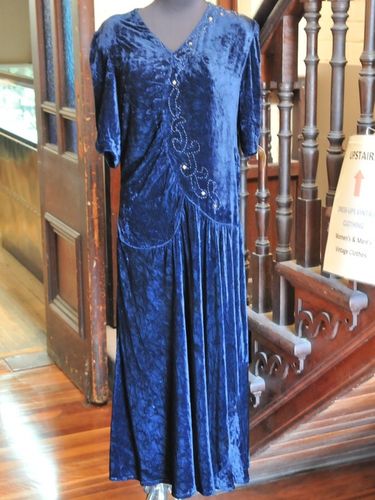 Velvet Dress | Period: 1930s | Make: Handmade | Material: Blue velvet with handstitched beading