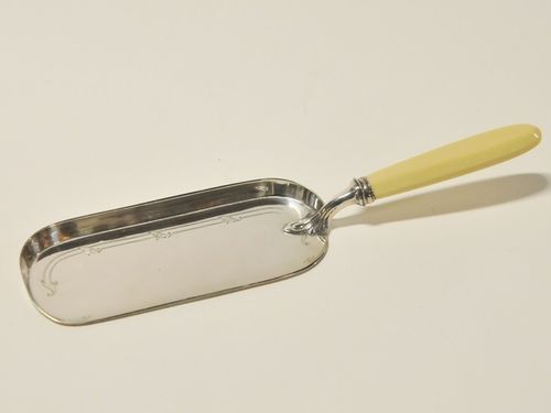 Crumb Tray | Period: 1907 | Make: Sheffield | Material: Silver plate, sterling silver and bone.