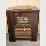 Sky Raider Radiogram | Period: c1950 | Make: Reliance Radio Co (A/sia). | Material: Walnut veneer cabinet