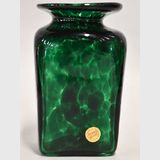 Heaney Glass vase | Period: 1996 | Make: Colin Heaney | Material: Art Glass 'Emerald