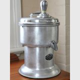 Juice Extractor | Period: Retro c1970 | Make: 'Vita Min' | Material: Aluminium