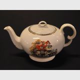 Coaching Days Teapot | Period: 1936 | Make: Crown Devon | Material: Porcelain