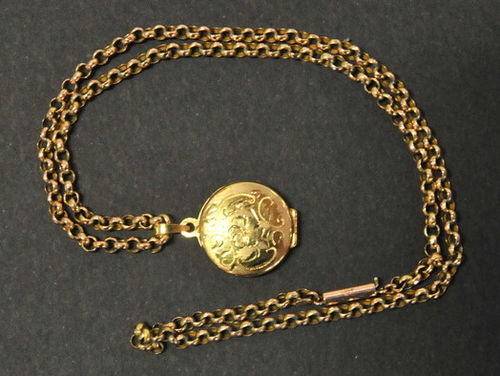 Gold Locket on Belcher Chain | Period: Edwardian c1910 | Material: 9ct gold