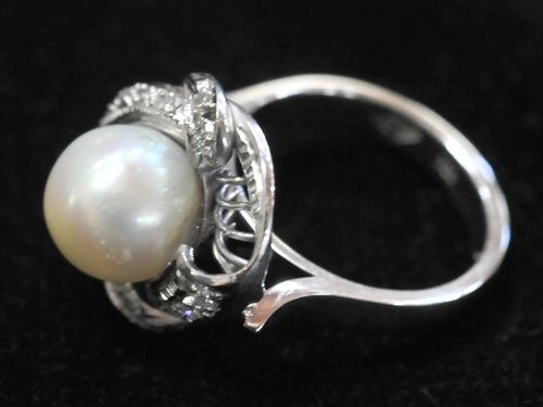 White Gold, Pearl & Diamond Ring | Period: c1920s | Make: Handmade | Material: 18ct white gold, pearl and diamond