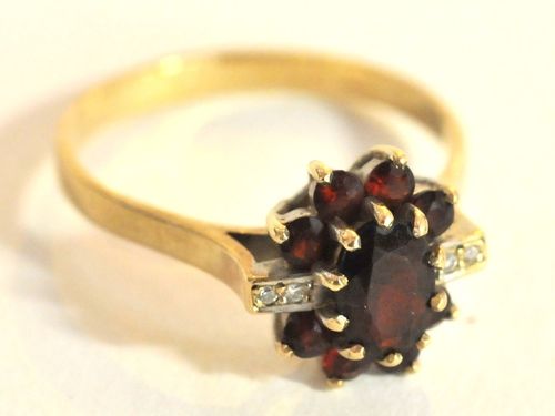 Garnet & Diamond Ring | Period: 1970s | Make: Handmade | Material: 9ct gold, garnets & diamonds