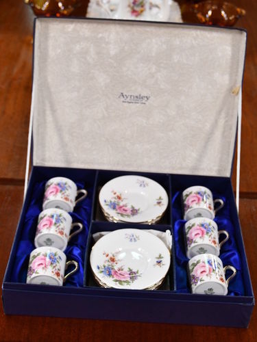 Cased Aynsley Cups and Saucers | Period: c1970s | Make: Aynsley | Material: Porcelain