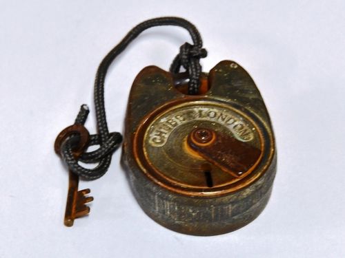 Padlock & Key | Period: c1920s | Make: Chubb