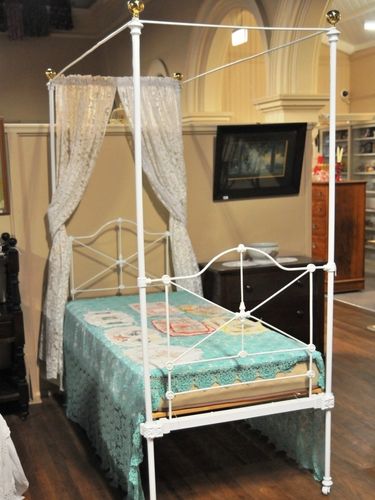 Single 4 Poster Bed | Period: Victorian | Material: Cast iron