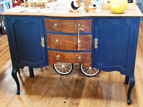 Buffet/ Sideboard | Period: Edwardian 1916 | Material: Maple