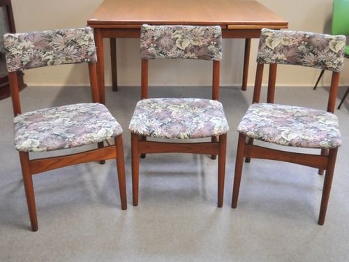 Set 6 Retro Chairs | Period: Retro 1960s | Make: Parker | Material: Teak