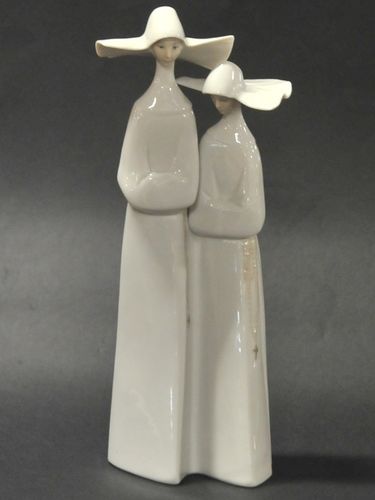LLadro Two Nuns Figurine | Period: Retro c1970 | Make: Lladro | Material: Porcelain