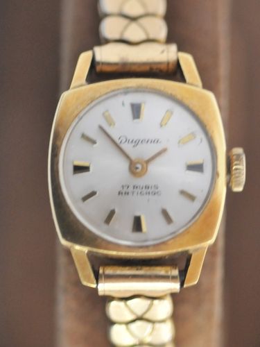 Ladies Wrist Watch | Period: c1950s | Make: Dugena | Material: 14ct gold.