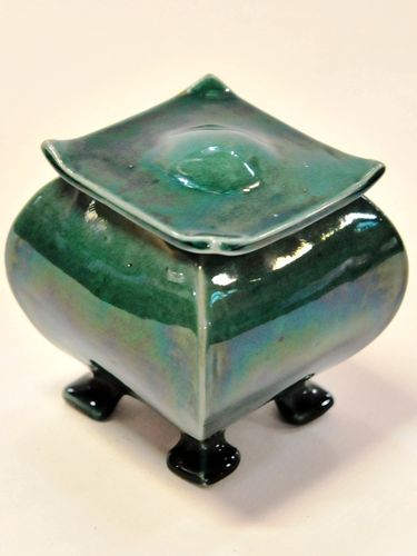 Harvey School Pagoda Bowl | Period: 1924 | Make: EHM Harvey School | Material: Glazed Pottery