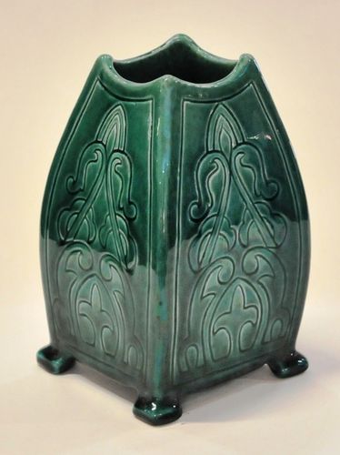 Harvey School Scraffito Vase | Period: 1923 | Make: Sarah Bott | Material: Glazed Pottery