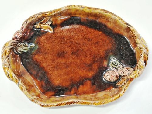 Harvey School Tray | Period: 1940 | Make: HML Harvey School | Material: Glazed Pottery