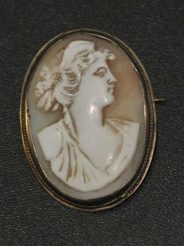 Cameo Brooch | Period: c1930 | Material: Silver & Shell