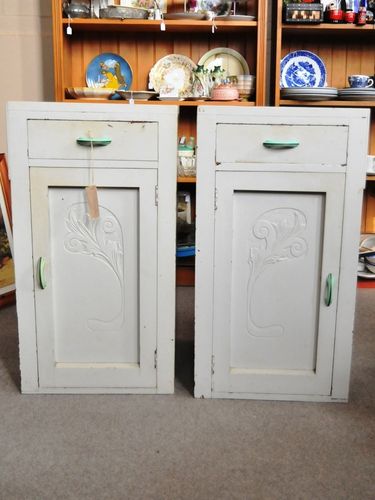 Pair Bedside Cabinets | Period: Art Deco c1930s | Material: Silky Oak